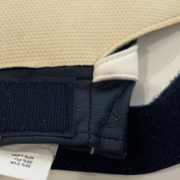 Uhlsport  Goal Keeper Glove Size 7  - Unisex - Picture 6 of 6